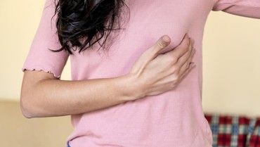9 Penyebab Payudara Bengkak saat Menyusui, Simak juga Cara Mengatasinya