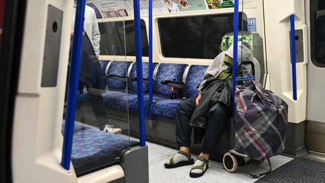 FOTO: Gelandangan Makin Banyak di Inggris Imbas Krisis