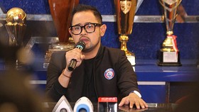 Netizen Usai Gilang Juragan 99 Mundur dari Arema: Pindah ke Persebaya