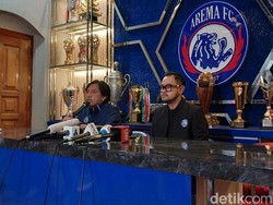 Arema FC Enggan Buru-buru Sikapi Stadion Terkunci saat Tragedi Kanjuruhan