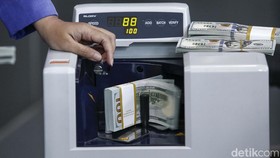 Rupiah Bangkit ke Rp15.637 per Dolar AS Jelang Tutup Tahun