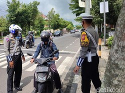Langkah Humanis Polisi di Cimahi-Ciamis Selama Operasi Zebra 2022