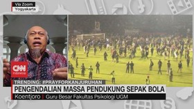 VIDEO: Pengendalian Massa Pendukung Sepak Bola