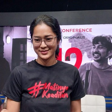 Prisia Nasution Sutradarai Serial tentang Narapidana