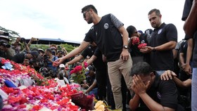 Top 3 Sports: Pemain Arema Pukul Pintu, Alasan Arkhan Tak Selebrasi