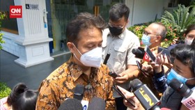 VIDEO: Jokowi Perintahkan Menkes Konsultasi Status Pandemi Ke WHO