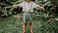 <p>Acha juga kerap menuliskan rasa syukur karena bisa menyimpan momen kebersamaan dengan sang anak tanpa terlewatkan satupun. Hal ini ia tulis pada unggahannya yang lalu, ''Our sun-shine, Lucas." (Foto : dok. Instagram @achasinaga)</p>