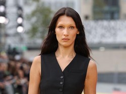 Bella Hadid Tak Takut Kehilangan Pekerjaan karena Dukung Palestina