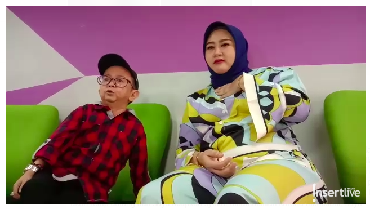 img-title Resmi Gugat Cerai Daus Mini, Shelvie Hana Pilih Bungkam