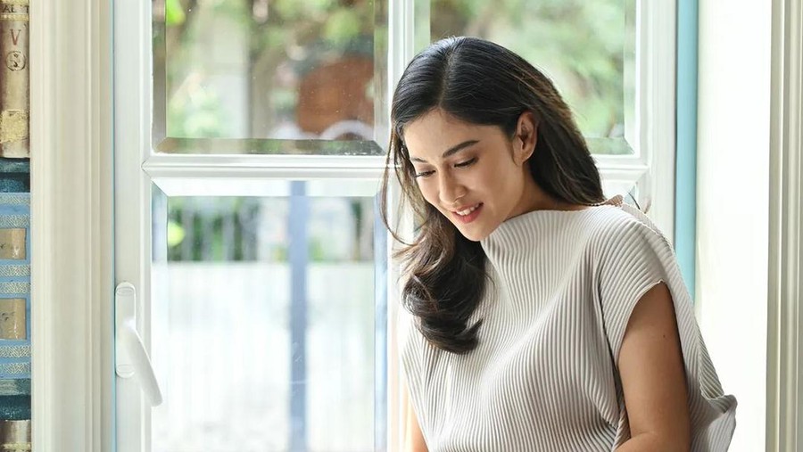 Dian Sastrowardoyo Dian Sastrowardoyo
