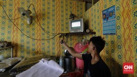 img-title Seminggu Jelang ASO, Warga Bisa Minta STB Gratis ke Posko