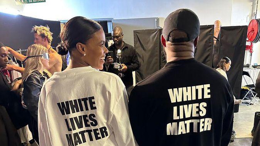 Kanye West Pakai Kaus Kontroversial 'White Lives Matter'