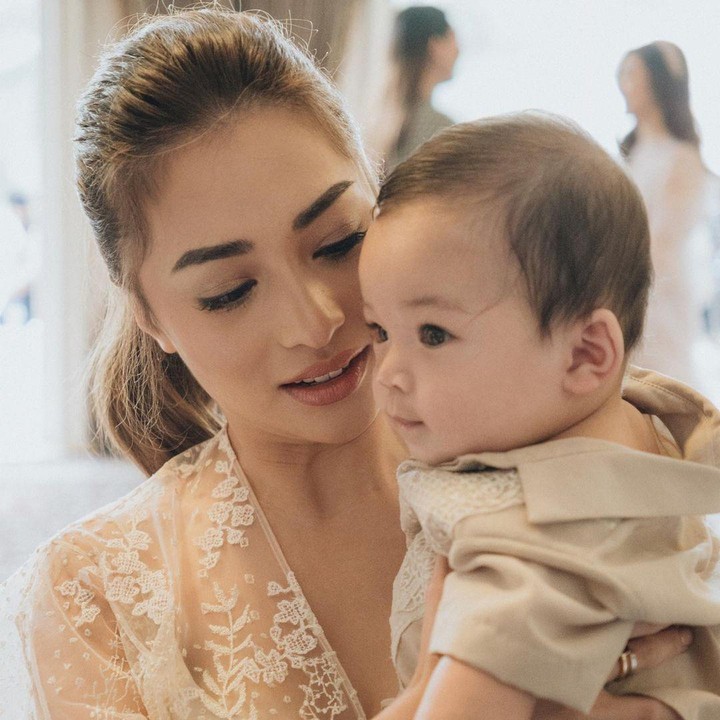 <p><em>"MasyaAllah. Bismillah. Semoga menjadi anak yang soleh dan solehah, sukses dunia akhirat, dan bahagia selalu,"</em> kata seorang netizen. <em>"MasyaAllah Tabarakallah, semoba baby Issa dan baby Lalita menjadi anak yang soleh solehah dan bahagia selalu,"</em> tulis netizen lainnya. (Foto: Instagram: @nikitawillyofficial94)</p>