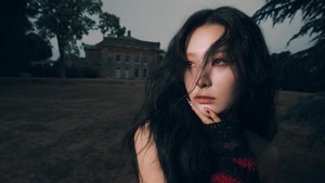 Sisi Gelap Seulgi Red Velvet dalam MV 28 Reasons
