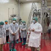 Kimia Farma Mau Tutup 5 Pabrik, Bagaimana Nasib Karyawannya?