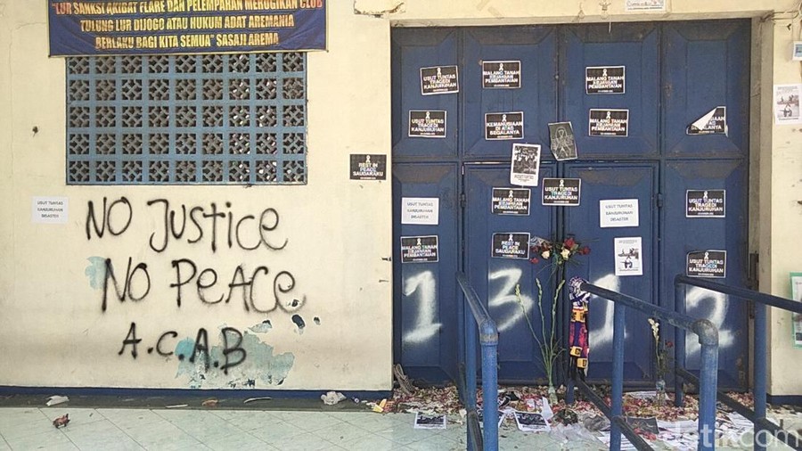 Arti Kode 1312 ACAB yang Muncul di Kanjuruhan Pasca Tragedi Arti Kode 1312 ACAB yang Muncul di Kanjuruhan Pasca Tragedi