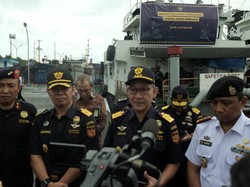 Tanker Pengangkut BBM Ilegal Ditangkap di Perairan Batam!