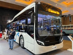 Keren! Bus Listrik Tentrem Pakai Baterai Buatan Dalam Negeri