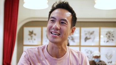 img-title Daniel Mananta Kembali Disorot Usai Bertemu dengan Ustaz Felix Siauw