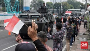DPR Ingatkan TNI Tak Terlibat Politik Kekuasaan Jelang 2024