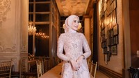 <p>Untuk mendukung penampilannya di pesta ulang tahun, Erin Taulany juga mengenakan busana pesta nan elegan. (Foto: Instagram@erintaulany)</p>