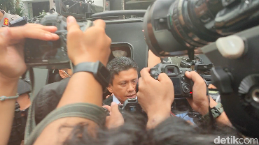 img-title Ferdy Sambo Sebut Bunuh Brigadir Yoshua karena Rasa Cinta kepada Istri