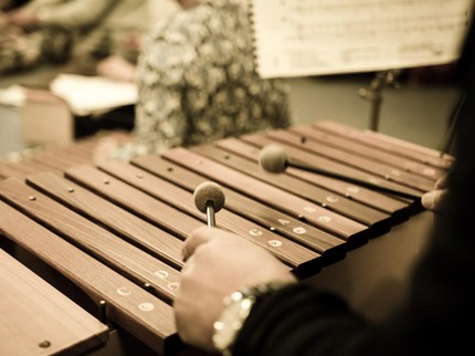 Kenali Alat Musik Kolintang, dari Sejarah hingga Cara Memainkannya