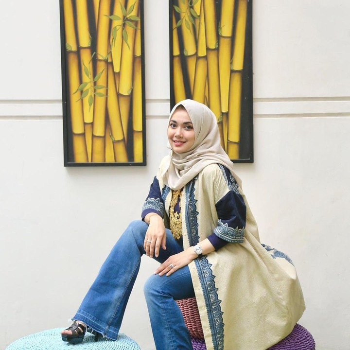 <p>Dulu menjadi tokoh superhero, siapa sangka? Kini Nadia menjadi pengusaha sukses sekaligus ibu rumah tangga yang kece, lho, Bunda. (Foto: Instagram@_nadiastefanie_)</p>