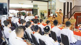 Penasaran Kerja Wali Kota, Sejumlah Siswa Kunjungi Kantor Bobby