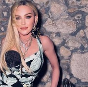 Sangat Ketat dan Disiplin, 7 Pola Asuh Anak ala Madonna Ini Jadi Inspirasi Banyak Orang!