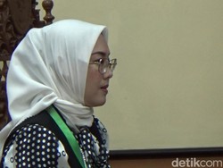 Jabar Hari Ini: Bupati Purwakarta Kukuh Ceraikan Dedi Mulyadi