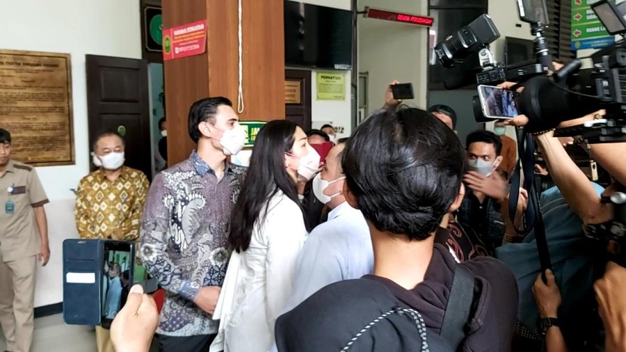 Vincent Verhaag dan Jessica Iskandar