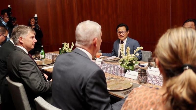 Wakil Ketua DPR RI Koordinator Bidang Kesejahteraan Rakyat (Korkesra) Abdul Muhaimin Iskandar melakukan pertemuan bilateral dengan Ketua DPR