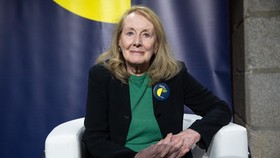 Annie Ernaux Bertekad Terus Lawan Ketidakadilan Usai Raih Nobel Sastra
