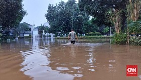 Update Banjir Jakarta: 41 RT Terendam, 270 Jiwa Mengungsi
