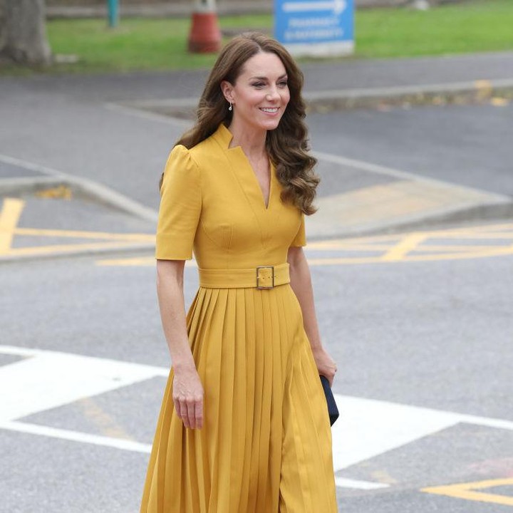 <p>Sebagai anggota dari Kerajaan Inggris, penampilan Kate Middleton tak pernah gagal mencuri perhatian. Tak hanya cantik, ia juga selalu tampil elegan dengan setiap busana yang dikenakan. (Foto: Getty Images/Chris Jackson)</p>