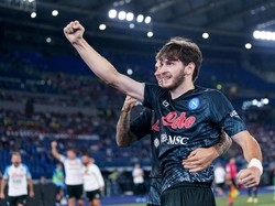 Satu Lagi Wonderkid yang Sedang Bersinar: Khvicha Kvaratskhelia