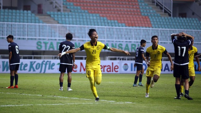 Malaysia U-17 sementara mengungguli Timnas Indonesia U-17 4-0 dalam waktu 26 menit pada pertandingan terakhir Grup B Kualifikasi Piala Asia U-17 2023.