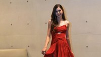 7 Potret Mikha Tambayong Hadiri Busan International Film Festival 2022