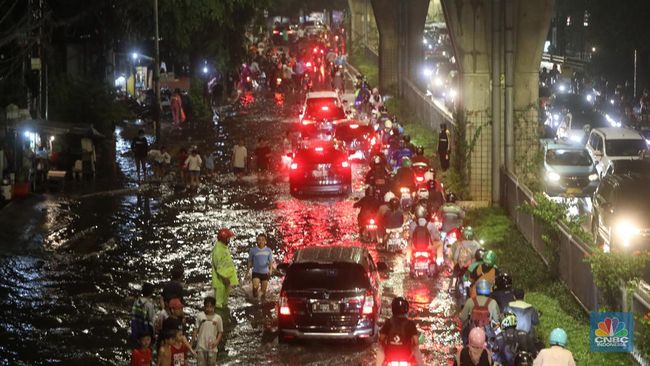 Bukan Cuma Jakarta, BMKG Warning Cuaca Ekstrem di Wilayah Ini