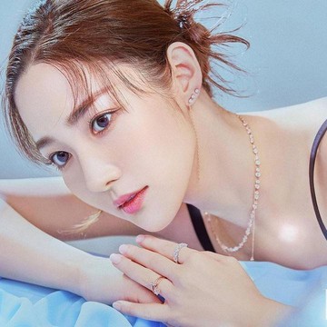 img-title Sempat Berkencan dengan Konglomerat, Ini 'Pacar' Park Min Young di Drama Korea yang Tajir Melintir