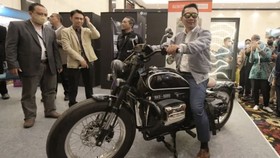 Motor yang Disita KPK dari Rumah Ridwan Kamil Merek Royal Enfield
