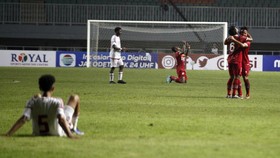 Bima Sakti ke Pemain Indonesia: Jangan Bikin Gol Saat Lawan Cedera