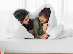 Pasutri Simak! 5 Alasan Bercinta Lebih Joss di Pagi Hari