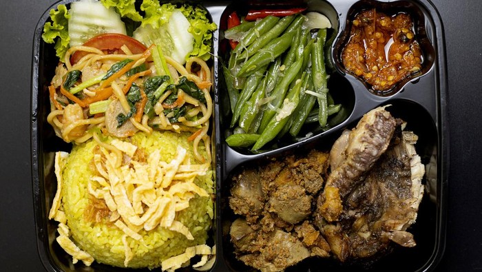 Delicious homemade bento for kids or for picnic