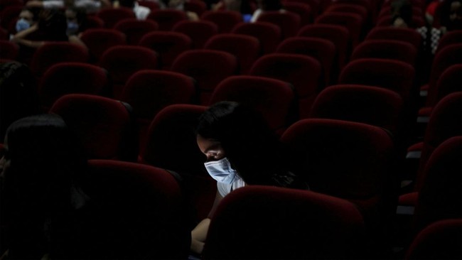FOTO: Blonde Tayang Terbatas di Bioskop Havana, Kuba