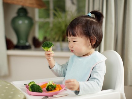 Tak Perlu Merasa Bersalah, Ternyata Penyebab Anak Picky Eater Bukan karena Orang Tua