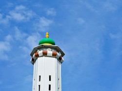 KAMMI Ikuti MUI soal Running Text Azan Saat Misa Paus: Tak Langgar Syari