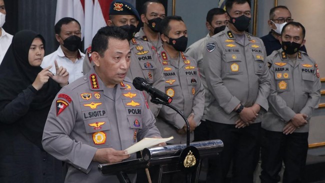 Mencuat isu tak sedap di tubuh Polri, mulai dari Konsorsium 303, diagram mafia tambang, hingga teranyar peredaran narkoba Teddy Minahasa.