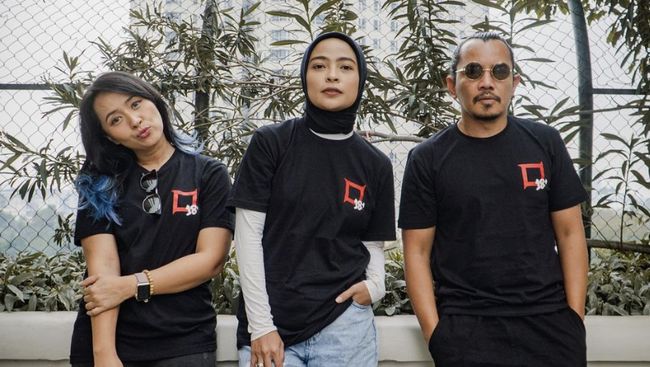 Band Kotak minta maaf ke pasien dan keluarga usai penampilan di RSUD Bangil tuai protes karena dinilai mengganggu. 